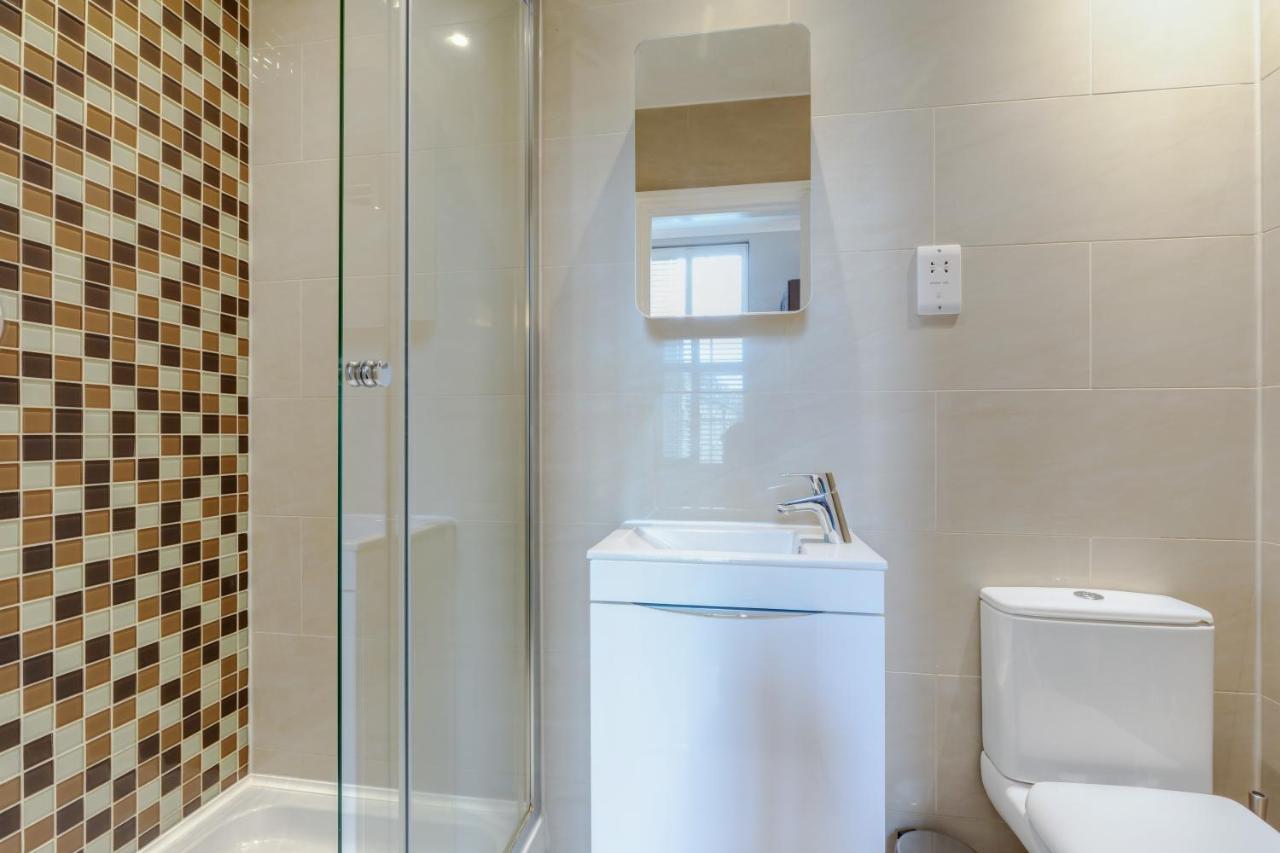 Sidney Hotel London-Victoria Εξωτερικό φωτογραφία