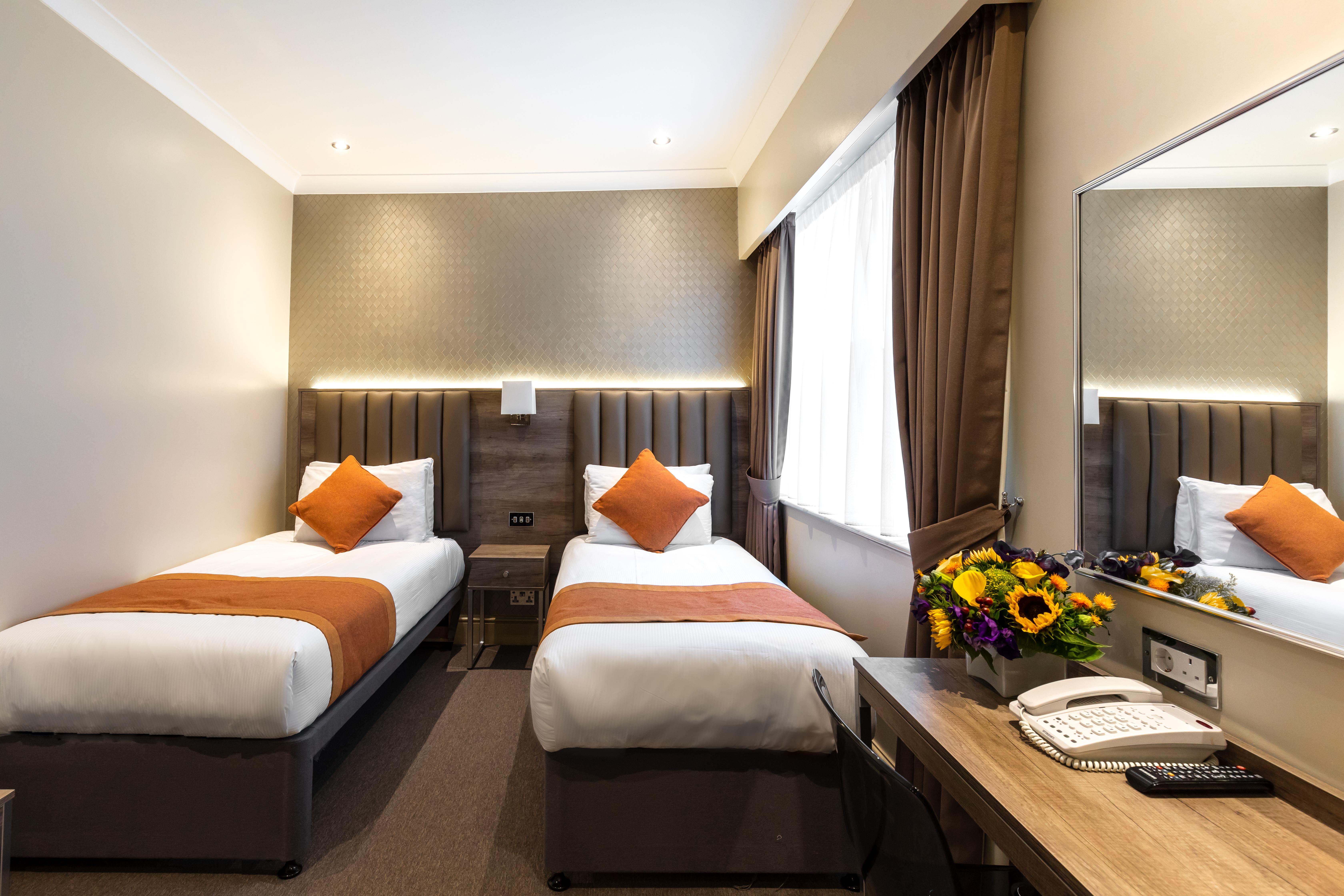 Sidney Hotel London-Victoria Εξωτερικό φωτογραφία